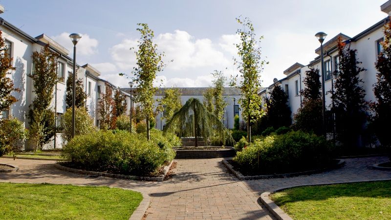 Appartments Courtyard